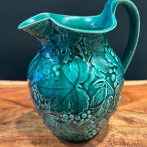 Wedgwood of Etruria & Barlaston majolica 6.5&quot; Pitcher/Jug,  embossed with, grapes, vines and leaves - vintage c1940-1962s