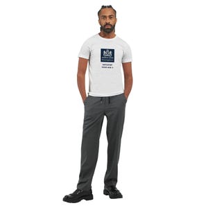 Studentenshirt BeLASTINGDIENST Parodie – Bella + Canvas 3001 / Gezocht door BeLASTINGDIENST / Gevlucht Box 3 / Grappig Meme Cadeau & Kleding