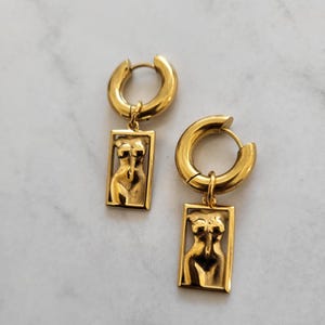 Heilige vrouwelijke kettingoorbellenset | Gouden godin silhouet sieraden| Goddelijk vrouwelijk cadeau afbeelding 3