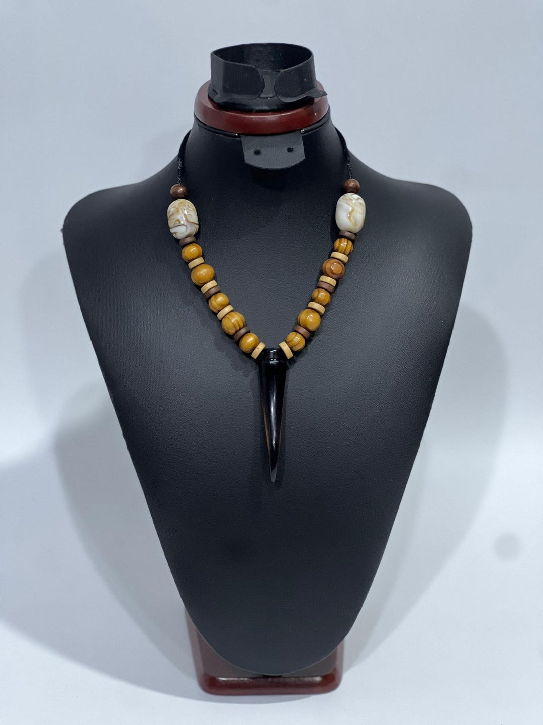 Collier Ethnique En Corne De Zébu - Perles En Forme De Cône - Très Bon état