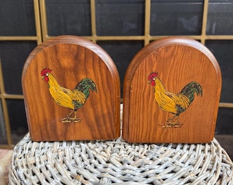 Vintage houten boekensteunen met haan