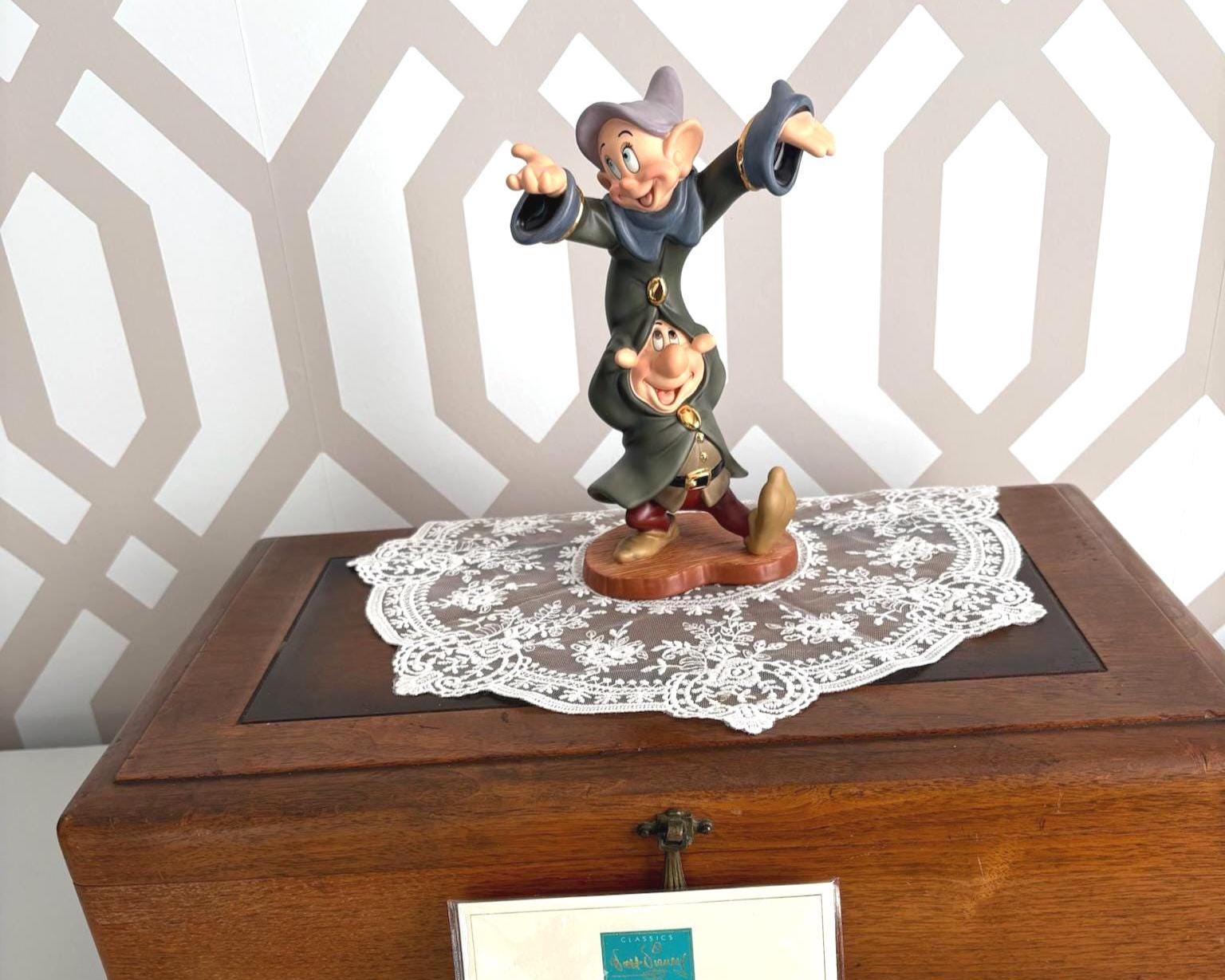 WDCC Dopey & Sneezy “dancing Partners” Figurine – 1999 Event