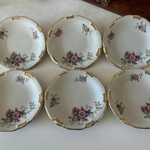 Juego de postres vintage D&R Bavaria: platos florales de porcelana fina con detalles dorados