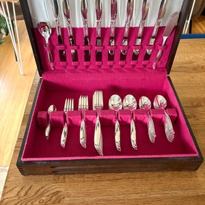 56 Piece Wm Rogers Bros Sweep Pattern Silver Plated Flatware Set 1958 Vintage Cutlery Service