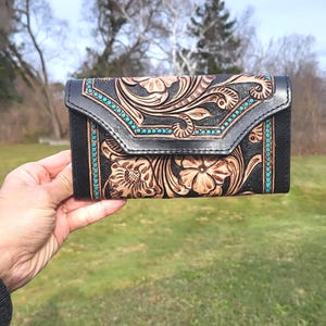 Cowhide women wallets