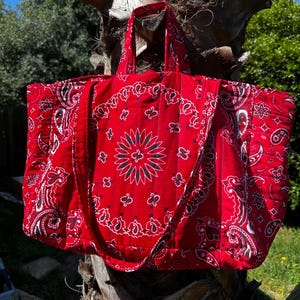 Bolso tote con pañuelo acolchado personalizado solid RED
