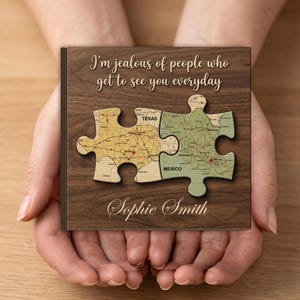 Bloque de madera personalizado con mapa de larga distancia: Letrero personalizado con pieza de rompecabezas.