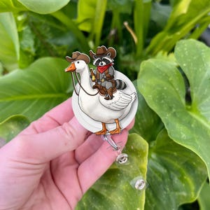 Bobine de badge cow-boy sur une oie avec une bière, clip pour badge de raton laveur, bobine de badge drôle d'oie, porte-carte d'identité, bobine de badge d'infirmière, étudiant en médecine