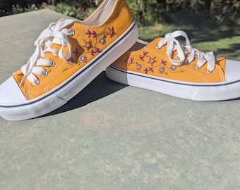 Women's size 7 hand embroidered sneaker