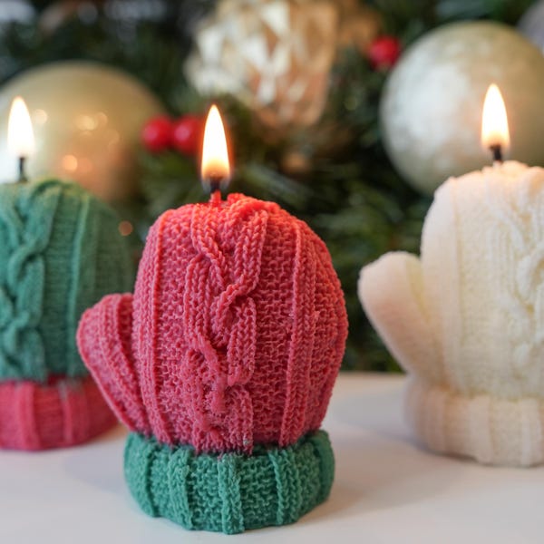 Handmade Christmas Mitten Candle: Holiday Home Decor
