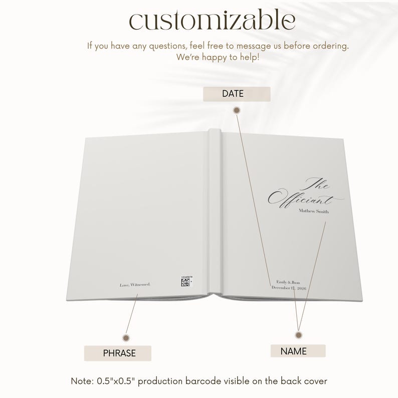 Puede incluir: Libro blanco abierto con el texto "The Officiant" y un nombre. La palabra "customizable" est&aacute; en la parte superior. La fecha "December 12, 2020" es visible. Tambi&eacute;n son visibles una frase y un c&oacute;digo de barras de producci&oacute;n.