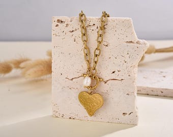 Dainty Heart  Necklace, Statement Heart Charm Necklace, Love Pendant, Jewelry Gift for her, Christmas gifts