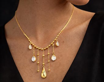 Collar delicado de oro con colgante, collar con borla de circonitas cúbicas para mujer, collar de fiesta de acero inoxidable, joyería elegante para la noche, regalo para ella.