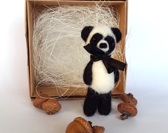 Panda Beer Broche