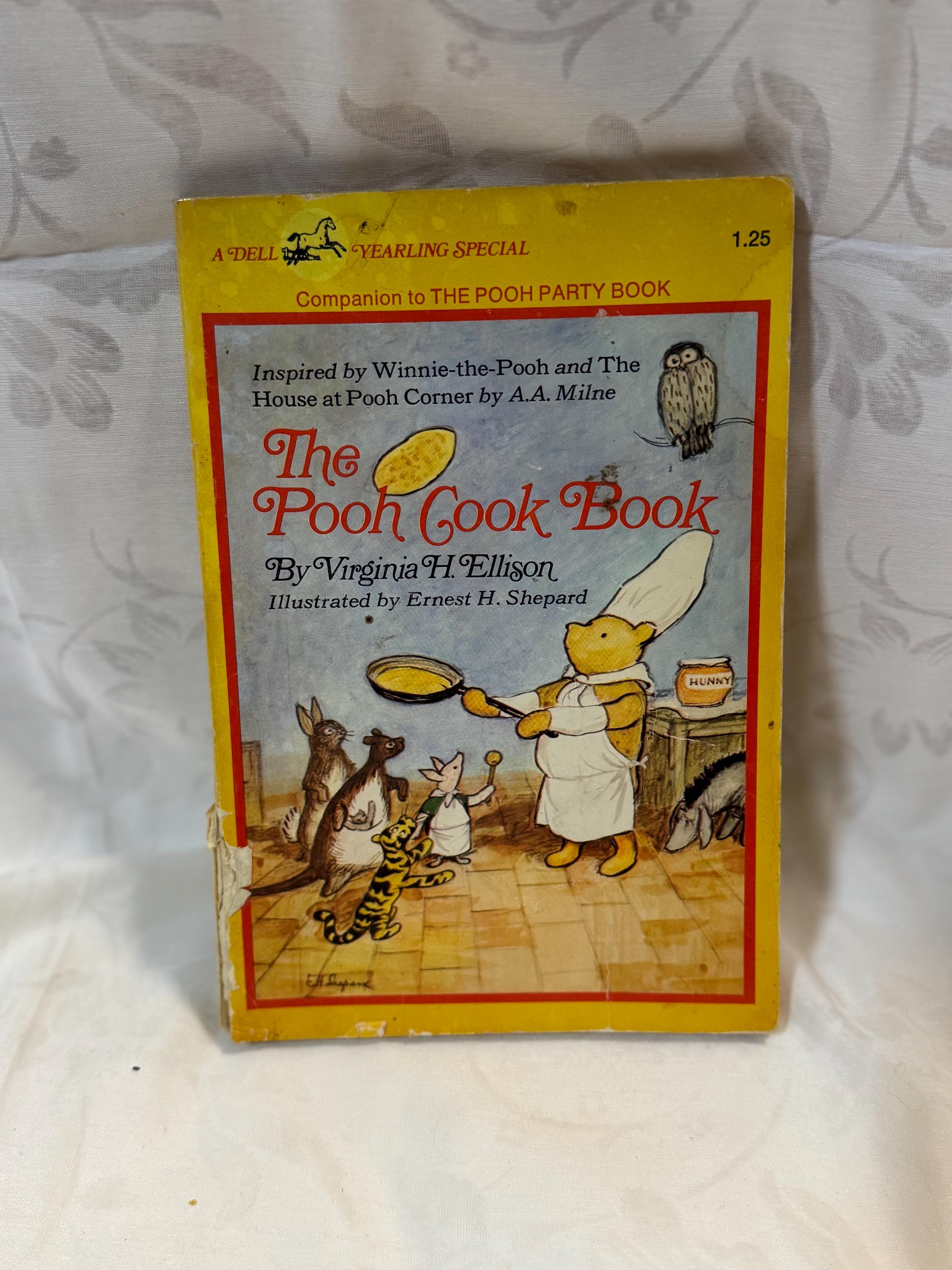 【2冊】The Pooh Cook Book　 Party Book 2冊】The Pooh Cook Book Party Book