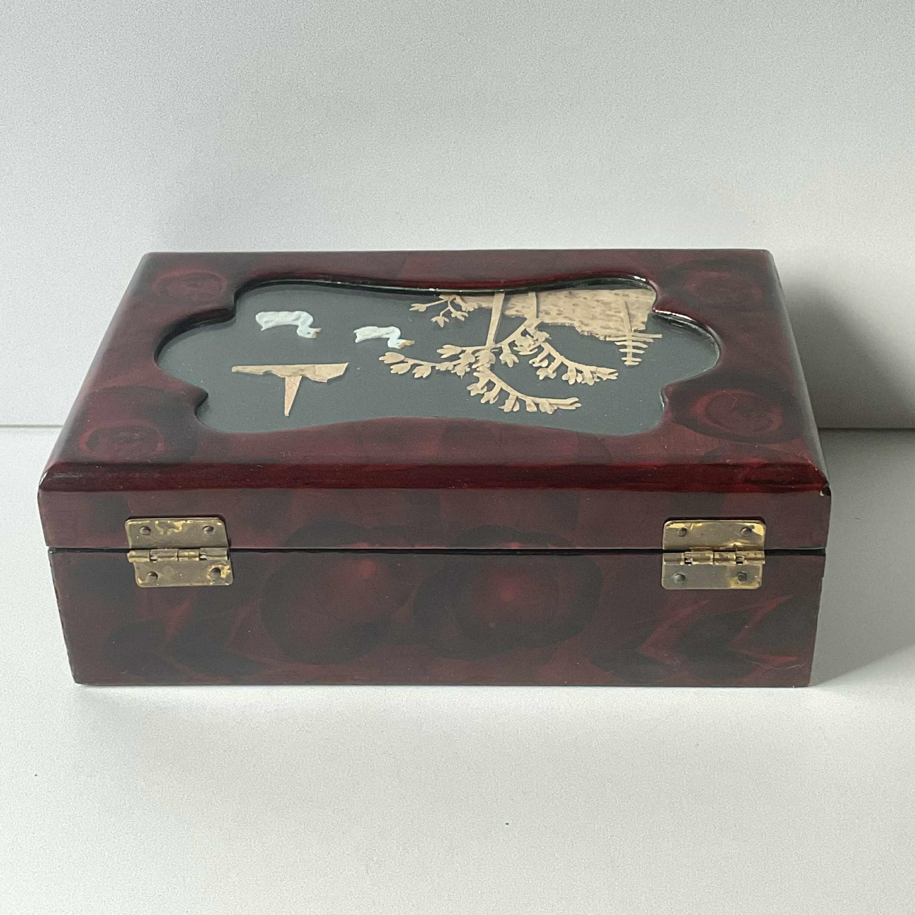 ヴィンテージ シノワズリ 木製ジュエリーボックス：中国風の小物入れ