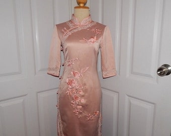 50% Sale Sweet Dusty Pink Silk Embroidered Lace Mandarin Oriental Cheongsam Qipao Chinese Dress Bust 32 fit for US Size S or Size 6