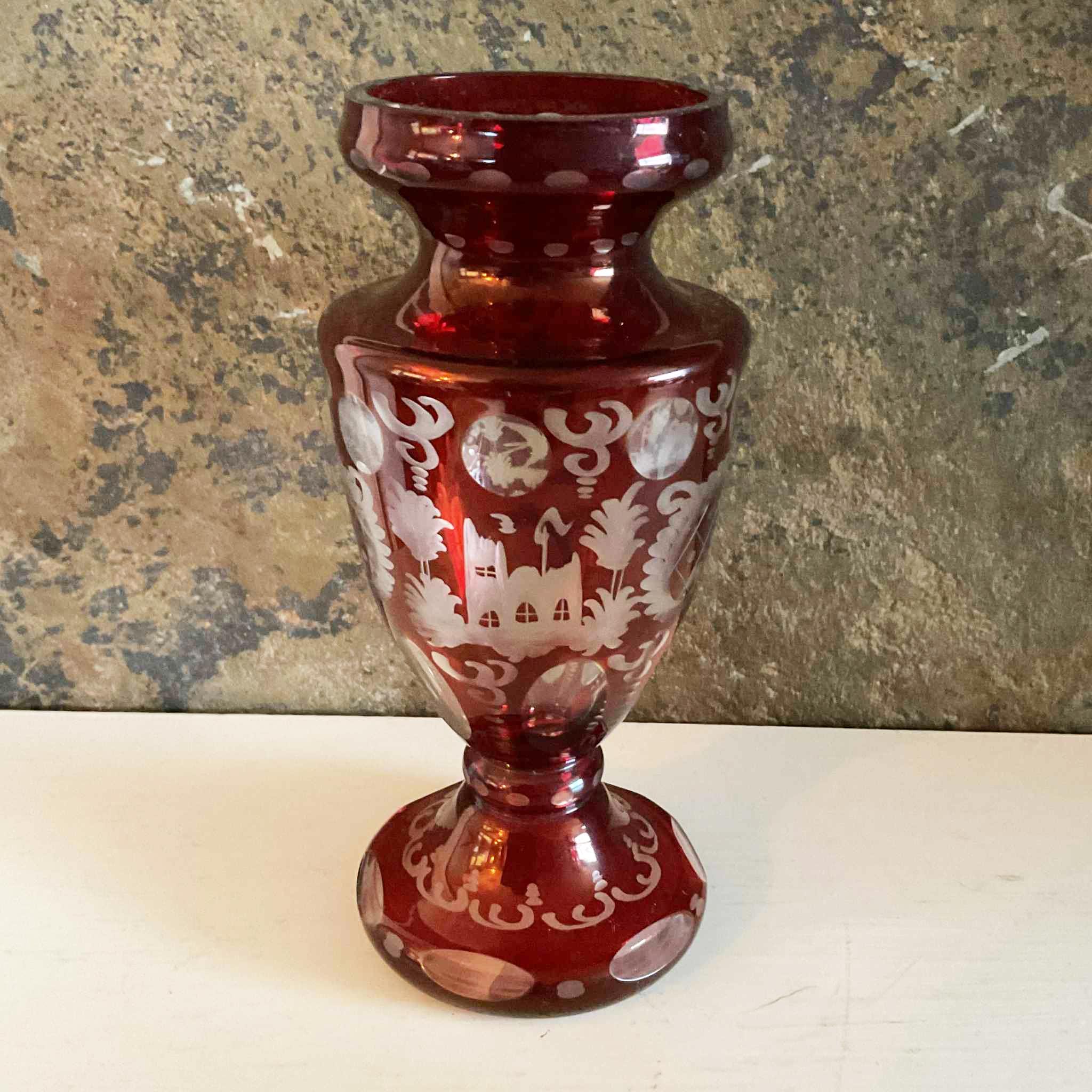 Egermann Bohemia Glass ガラス花瓶 レッド高さ約25㎝ Egermann