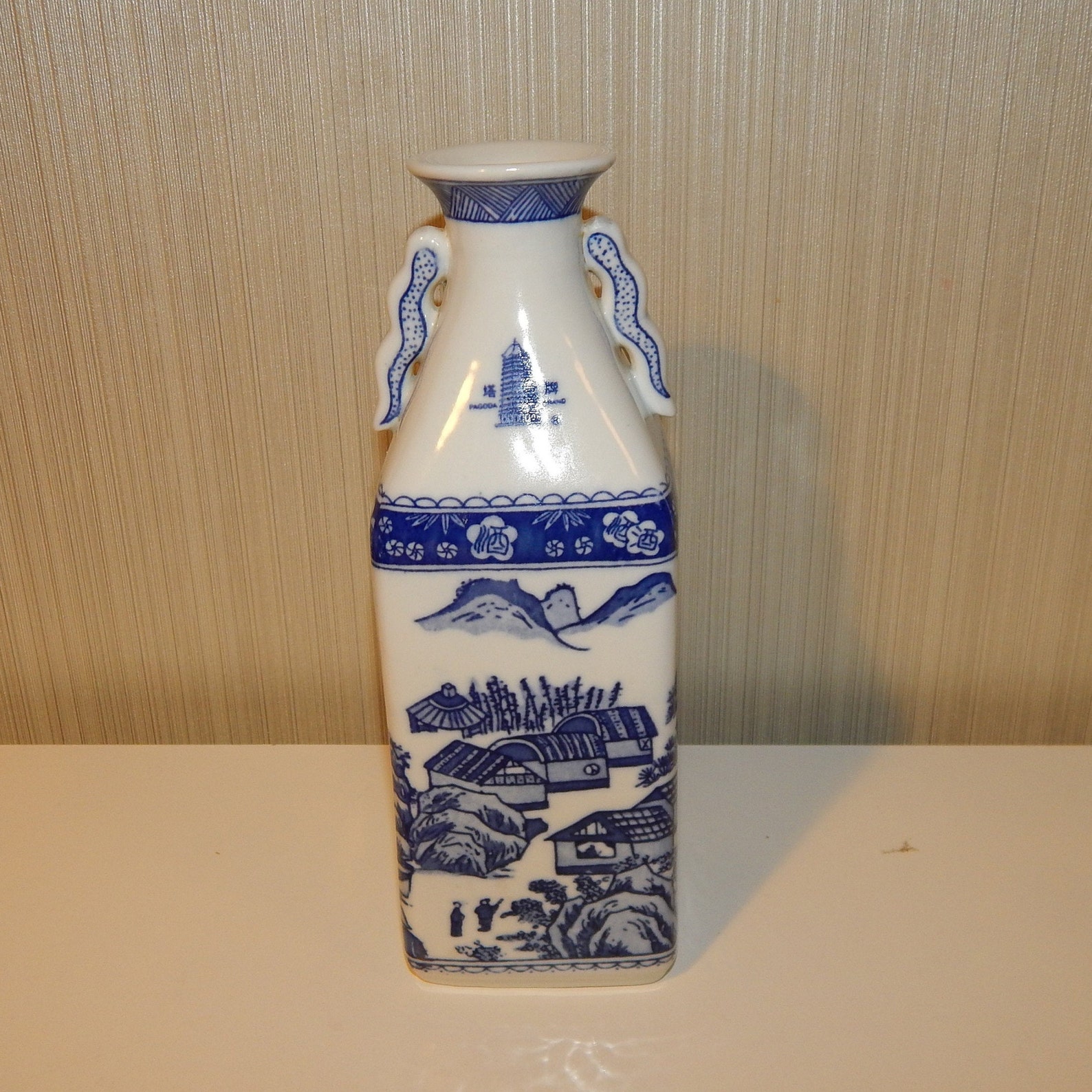 Japanese White & Blue Ceramic Sake Bottle Vase Asian Home Etsy Ireland
