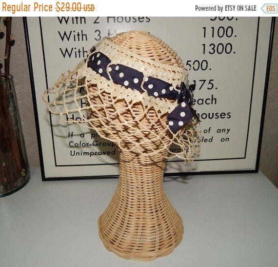 20% Sale Vintage 50s Crochet Lace Netting Hat