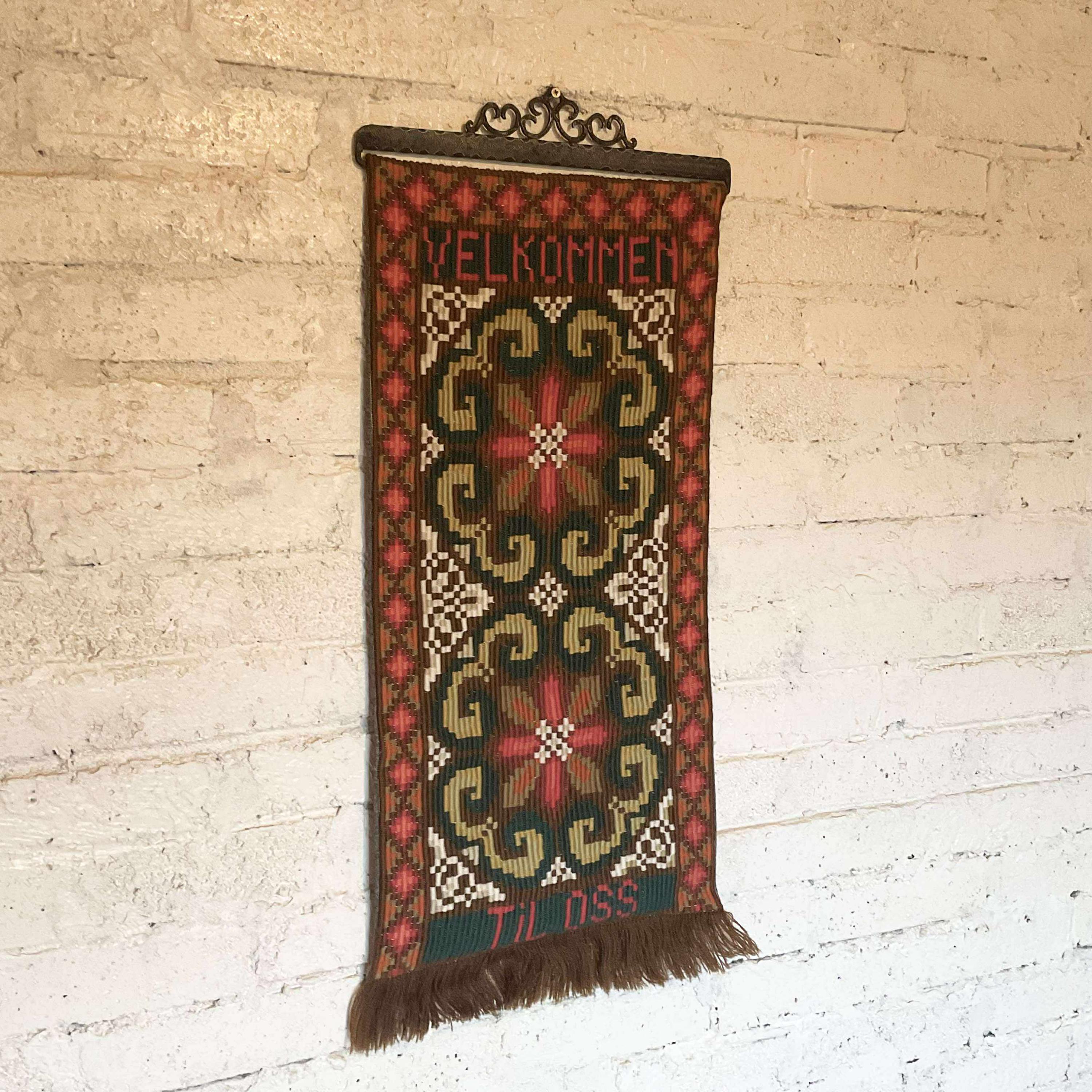 Vintage Scandinavian Norwegian Klokkestreng Wool Embroidered
