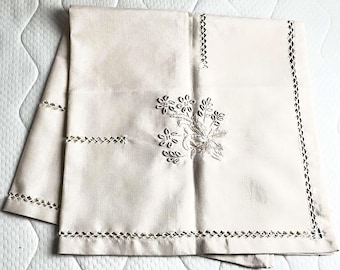 Vintage Beige Table Linen Hand Embroidered Needlepoint Lace Tablecloth