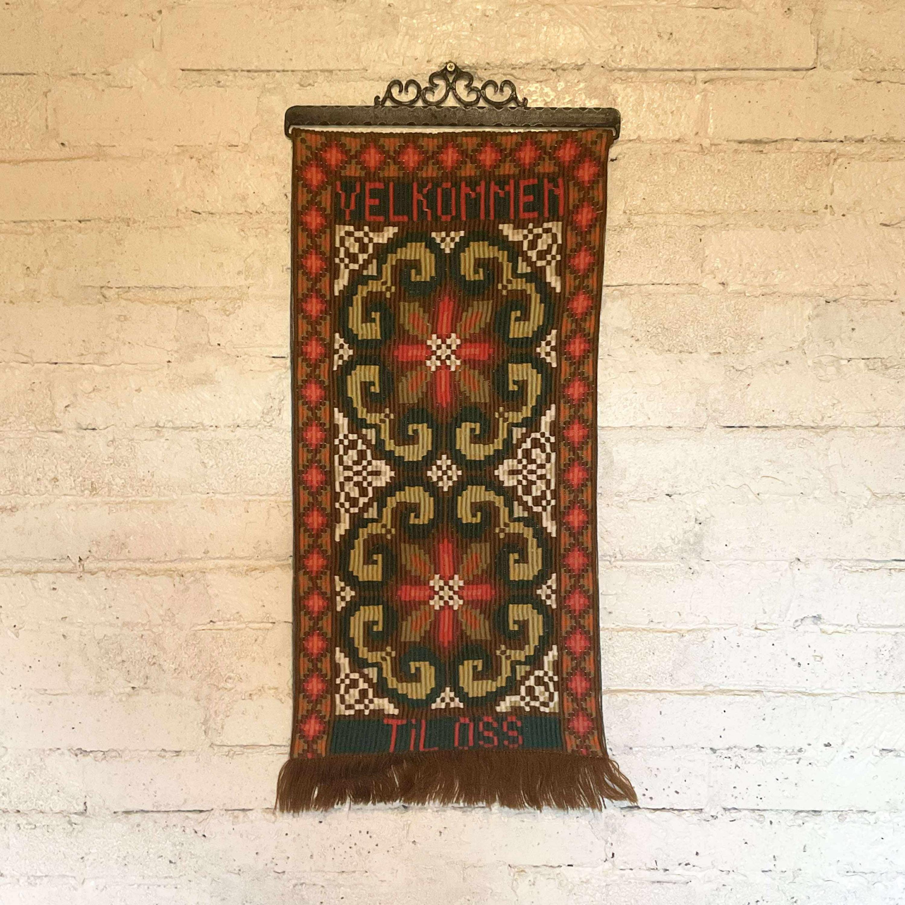 Vintage Scandinavian Norwegian Klokkestreng Wool Embroidered