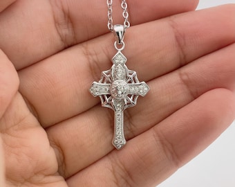 Collar con cruz de plata / Collar con cruz de plata de ley 925 / Collar cristiano / Colgante de crucifijo / Dije de cruz / Colgante de cruz de plata con circonita cúbica