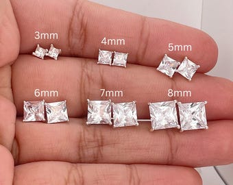 Orecchini A Quadrifoglio In Argento 925 Con Zirconi Verdi: 7mm, Design Trifoglio Portafortuna, Gioielli MicVivien Per Donna