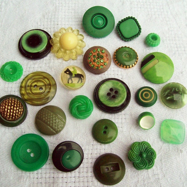 Vintage Antique Unusual Green Buttons  24 in Lot  Great Assortment