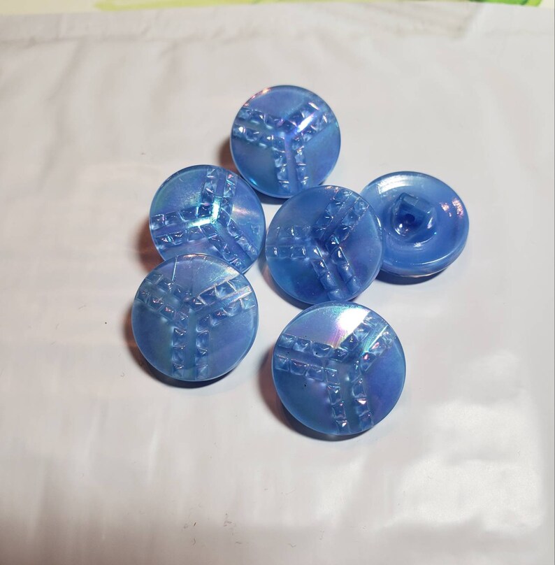 Light Blue 18 m, Lined Pattern Opalescent Baby Blue Glass Buttons 6 VintageAntique Czech Glass Buttons Round Rare Textured Pattern