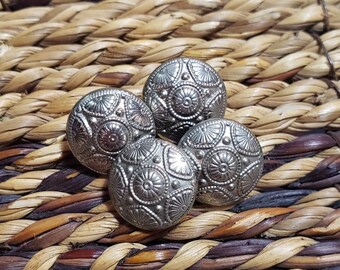 Vintage Metal Buttons, Round, Domed, Silver Finish, High Polish, Star, Southwestern, Self shank, Western Style, Rustic, 4 In Lot, 15 mm, .60