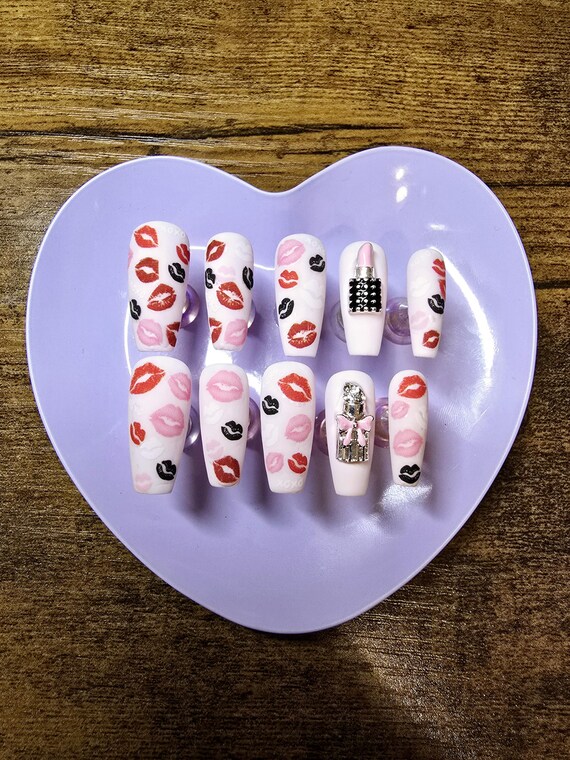 Kiss Me Lips Handmade Press On Nail Set | Lip Nail Art