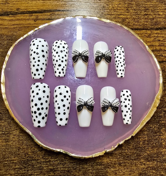 Black and White Bow Press On Nail Set | Gel-X Nails | Bow Charm