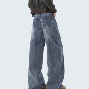 Baggy Denim Pants | Embroidered Wide Leg Jeans | Daily Wear | Harajuku Streetwear Style

Embroidered wide leg jeans with baggy Harajuku streetwear style