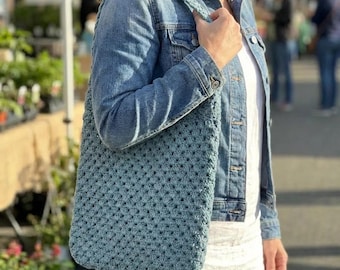 Crocheted Shoulder Bag