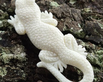 Gecko Bone Charm, Reptile Focal Piece for Pendant or Display Use