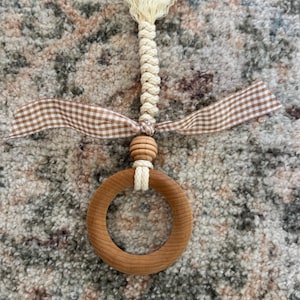 Moosie&#39;s Chews™ LARGE RING BRAID Puppy Chew Toy