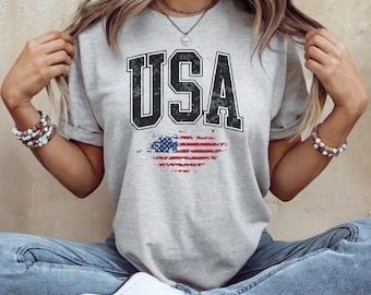 Vintage American Flag T-Shirt: Distressed USA Pride Graphic Tee