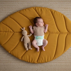 Dirty Orange Leaf Play Mat: Montessori Tummy Time Mat, Neutral Nursery Rug