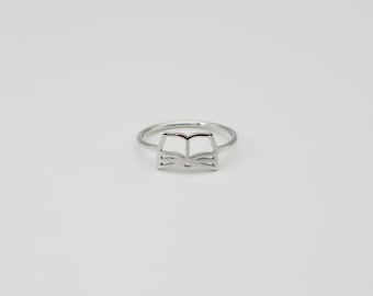 Dainty Open Book Ring, Minimalist Book Ring, Book Lover Jewelry, Bookworm Gift, Unique Gift For Reader, Book Lover Gift For Her, 1047