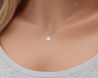 Collana con giglio personalizzata, gioiello floreale per la nascita di maggio, delicata collana con giglio, ciondolo floreale in argento sterling, regalo per compleanno e festività, 3025