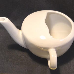 Vintage Ceramic Invalid/Medical Feeding Cup (Made in England)