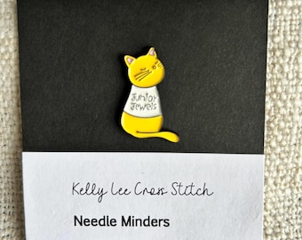 Spilla magnetica TS Fearless Era Cat Needle Minder