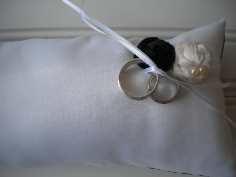 Wedding Pillow Wedding Decoration Black and White Rolled Rosette Ring Bearer Pillow