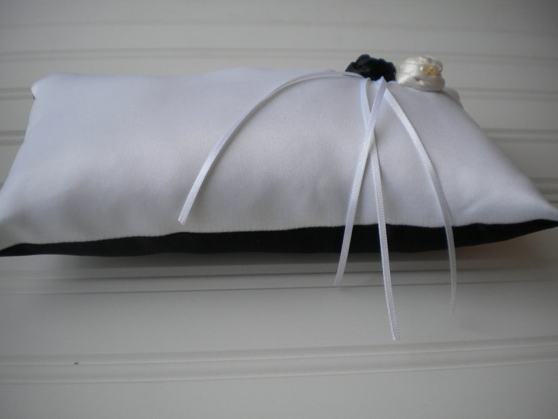 Wedding Pillow Wedding Decoration Black and White Rolled Rosette Ring Bearer Pillow