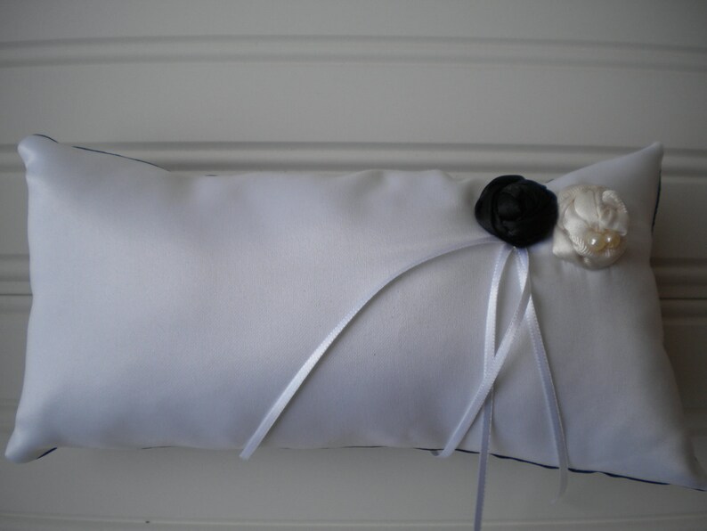 Wedding Pillow Wedding Decoration Black and White Rolled Rosette Ring Bearer Pillow