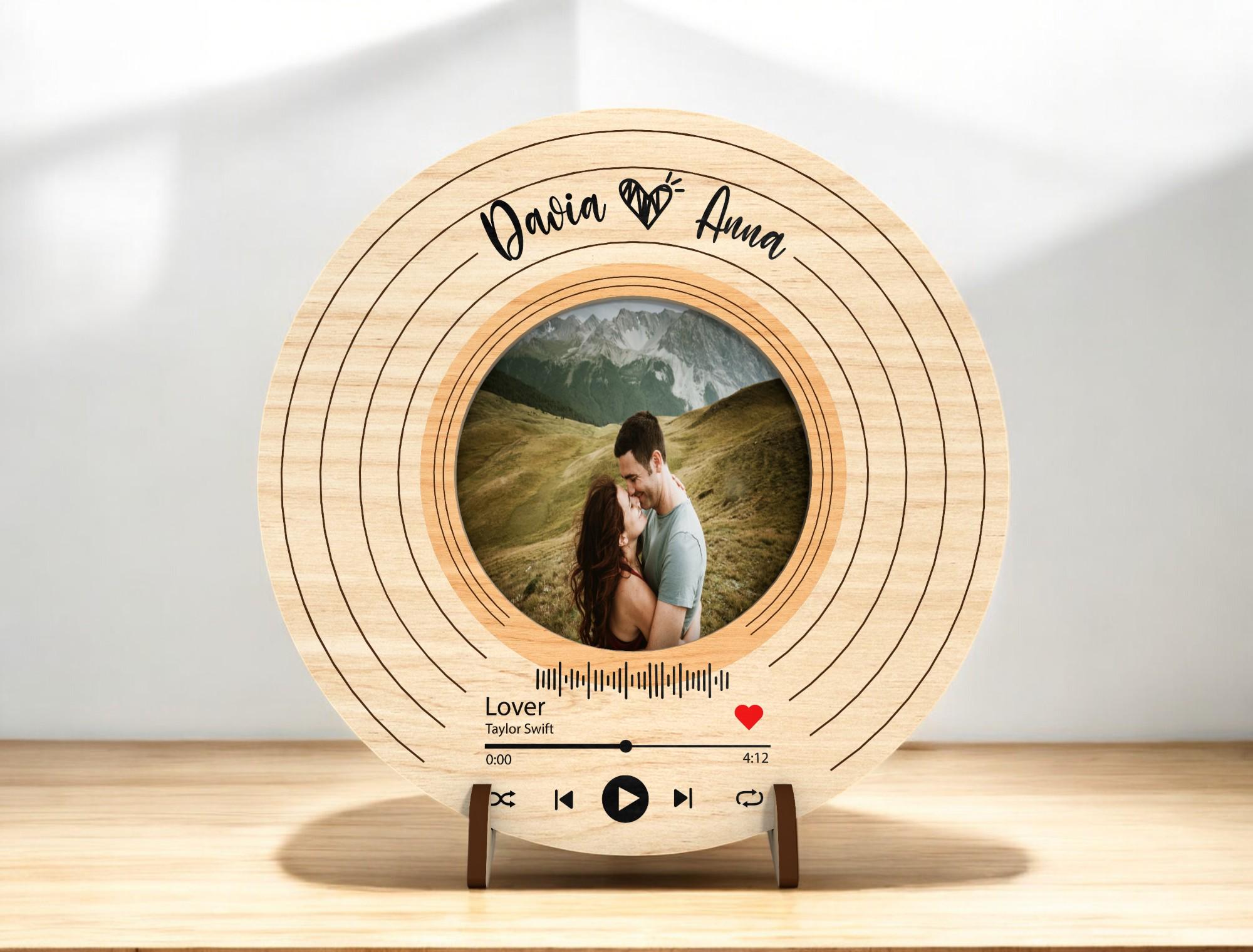 Aangepaste vinyl Spotify-plaat met namen fotolijst digitaal bestand lasergesneden SVG | Ronde lasergesneden muzieklijst SVG voor stellen