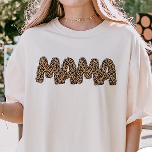Comfort Colors® Leopard Mama Shirt, Custom Mama Shirt, Retro Mama Shirt, Leopard Mama T-Shirt, Mothers Day Gift, Gift For Mom, Cute Mom Tee