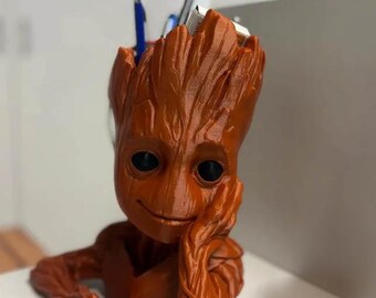 Groot Pen Holder